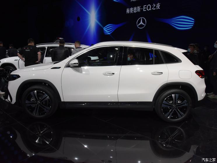 北京奔驰 奔驰EQA 2021款 EQA 300 4MATIC