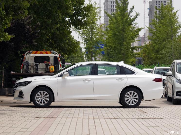 广汽乘用车 传祺GA6 2019款 270T 自动精英版