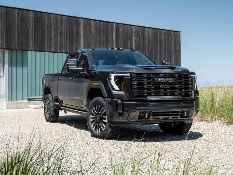 GMC SIERRA 2023款 2500 HD Denali Ultimate Crew Cab