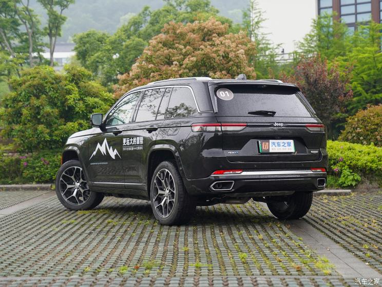 Jeep(进口) 大切诺基新能源(进口) 2023款 2.0T 4xe 巅峰版